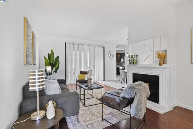 MLS: 41092690 Condo For Sale