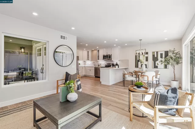 MLS: 41092704 Condo For Sale