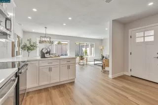 Photo #5: 41092704 Listing 