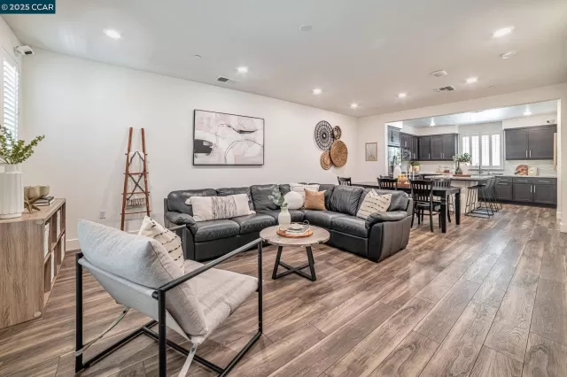 MLS: 41092730 Condo For Sale