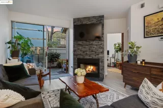 Photo #5: 41092732 Listing