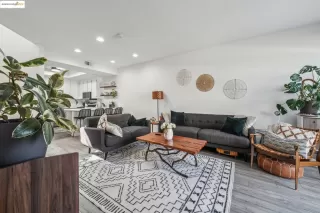 Photo #6: 41092732 Listing