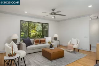 Photo #2: 41092750 Listing