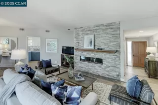 Photo #3: 41092773 Listing 