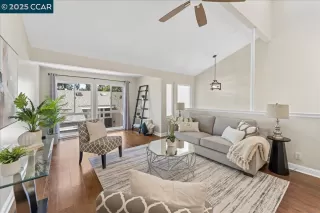 Photo #1: 41092899 Listing 