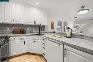 Photo #3: 41092902 Listing
