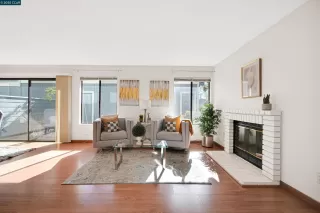 Photo #6: 41092993 Listing