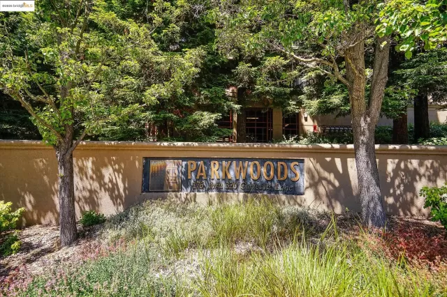 MLS: 41092998 Condo For Sale