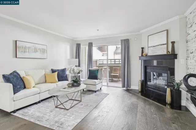 MLS: 41093032 Condo For Sale