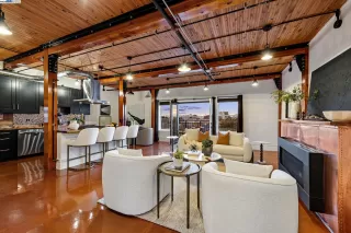 Photo #2: 41093242 Listing