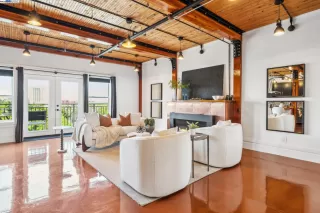 Photo #5: 41093242 Listing