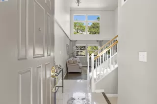 Photo #2: 41093289 Listing 