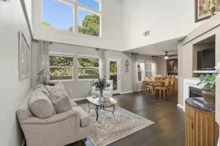 Photo #3: 41093289 Listing 