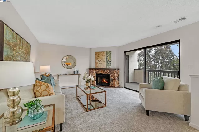 MLS: 41093318 Condo For Sale