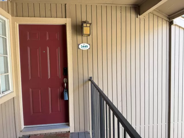 MLS: 41093322 Condo For Sale