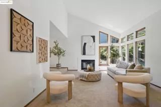 Photo #6: 41093344 Listing