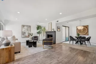 Photo #6: 41093367 Listing