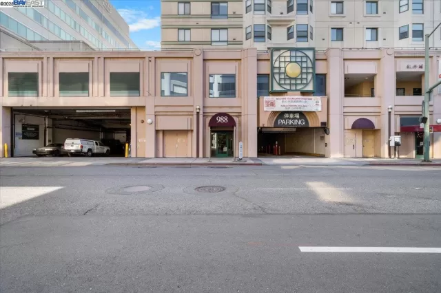 MLS: 41093410 Condo For Sale