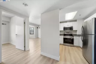 Photo #2: 41093410 Listing