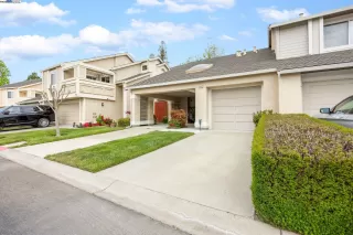 More Details about MLS # 41093411 : 4143 MOLLER DR