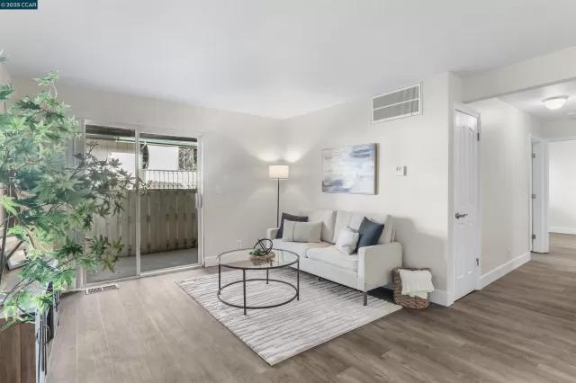 MLS: 41093478 Condo For Sale