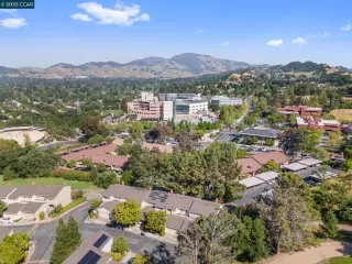 Photo #6: 41093514 Listing