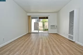 Photo #5: 41093663 Listing