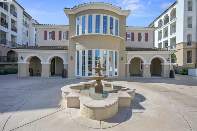 MLS: 41093716 Condo For Sale