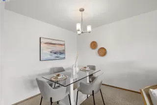 Photo #3: 41093729 Listing