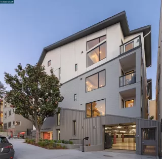 Photo #2: 41093740 Listing