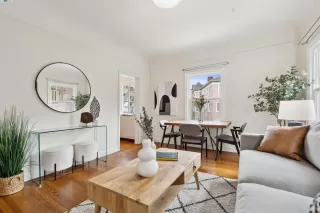 Photo #1: 41093846 Listing 