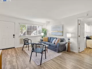 Photo #2: 41093875 Listing