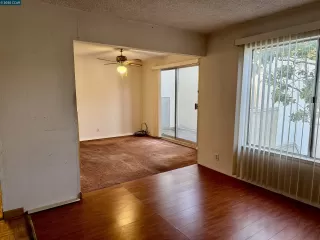 Photo #3: 41093897 Listing