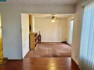 Photo #4: 41093897 Listing