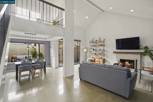 MLS: 41093977 Condo For Sale