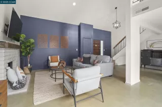 Photo #2: 41093977 Listing