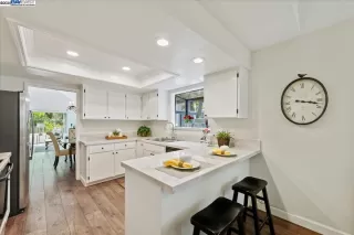 Photo #6: 41093982 Listing 