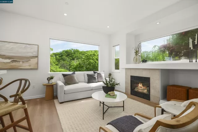 MLS: 41094003 Condo For Sale