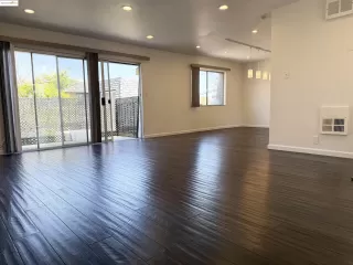 Photo #4: 41094168 Listing 