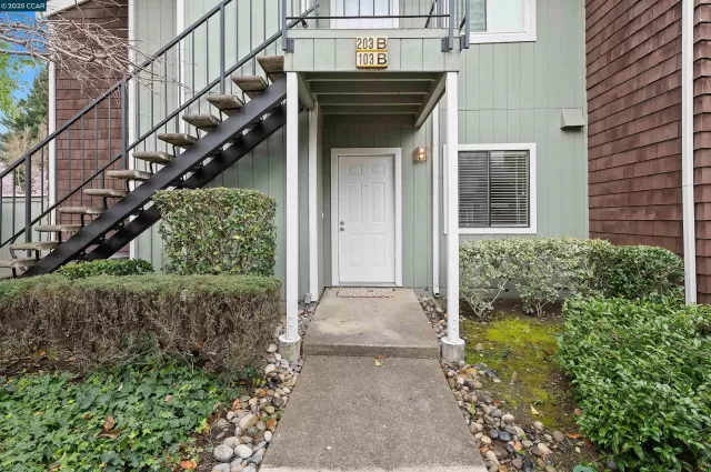 MLS: 41094201 Condo For Sale