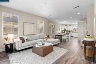 Photo #1: 41094250 Listing