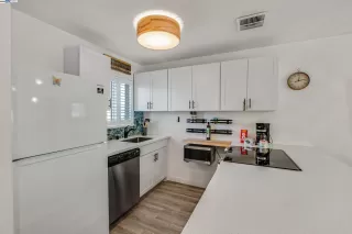 Photo #4: 41094274 Listing