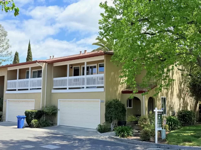 MLS: 41094287 Condo For Sale