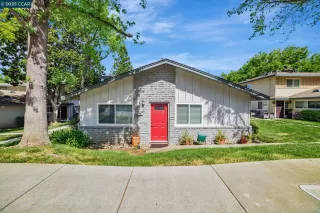 More Details about MLS # 41094322 : 2365 FOOTHILL RD # 1