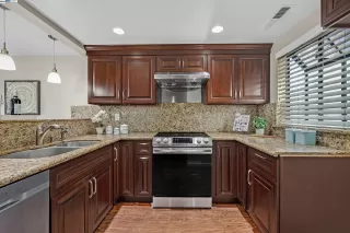 Photo #5: 41094423 Listing