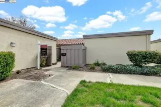 Photo #2: 41094618 Listing