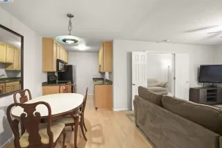 Photo #3: 41094801 Listing