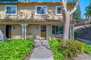 More Details about MLS # 41094820 : 56 FOUNTAINHEAD CT