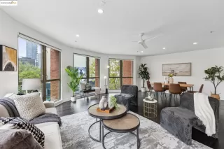 More Details about MLS # 41094863 : 438 W GRAND AVE # 420