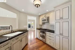 Photo #6: 41094974 Listing